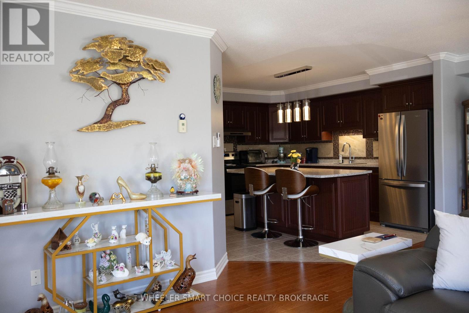 206 - 775 BREFEUF STREET