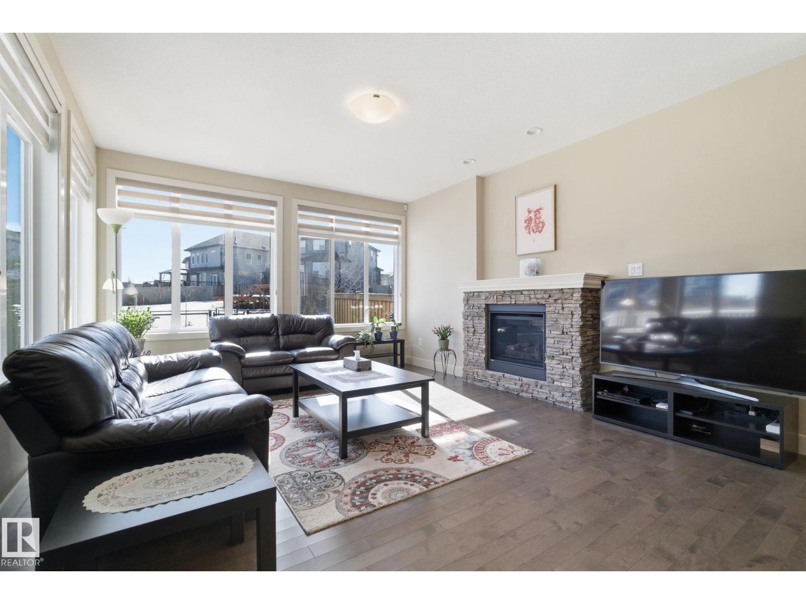 3235 ABBOTT CR SW