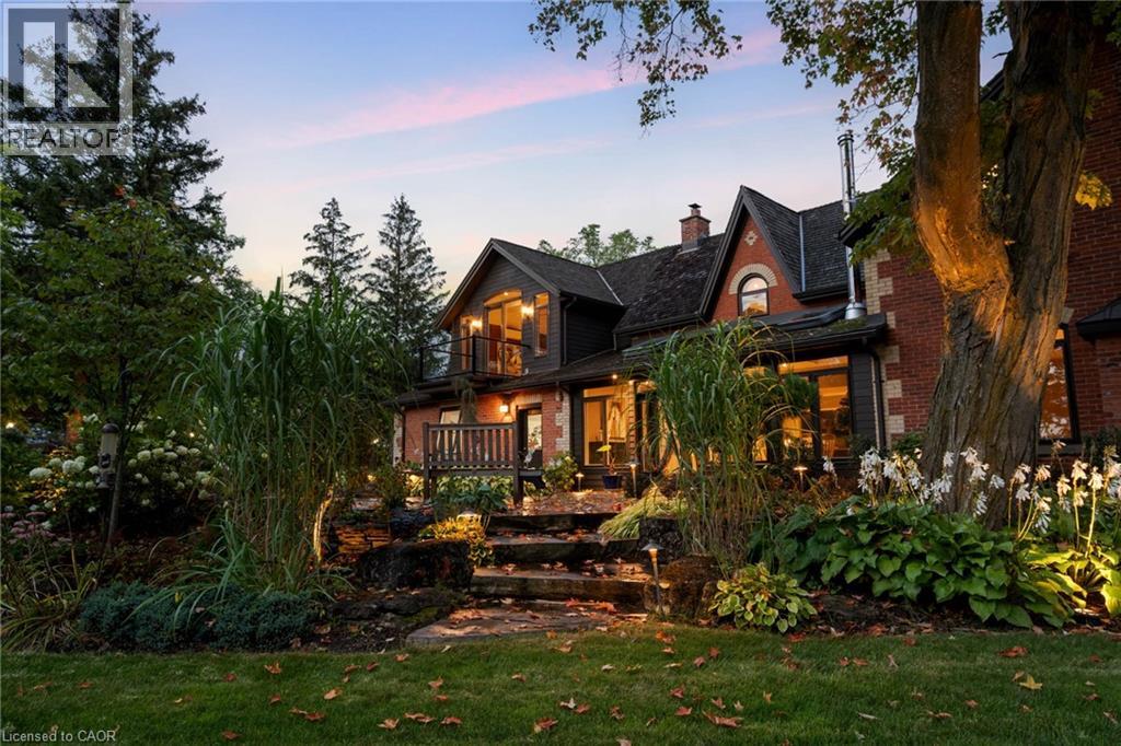 1399 SAFARI Road