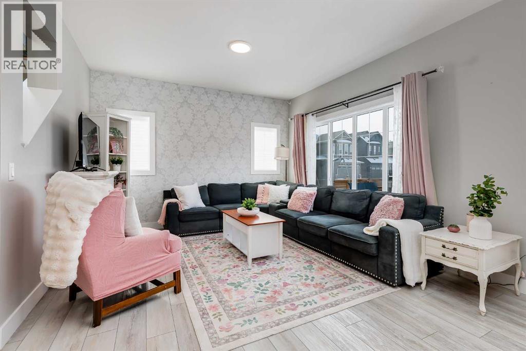 1260 Chinook Gate Bay SW