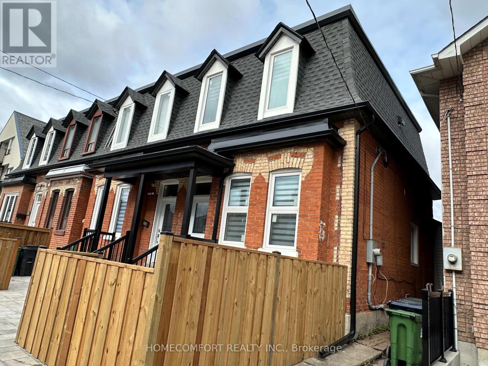 UPPER - 211 OSLER STREET