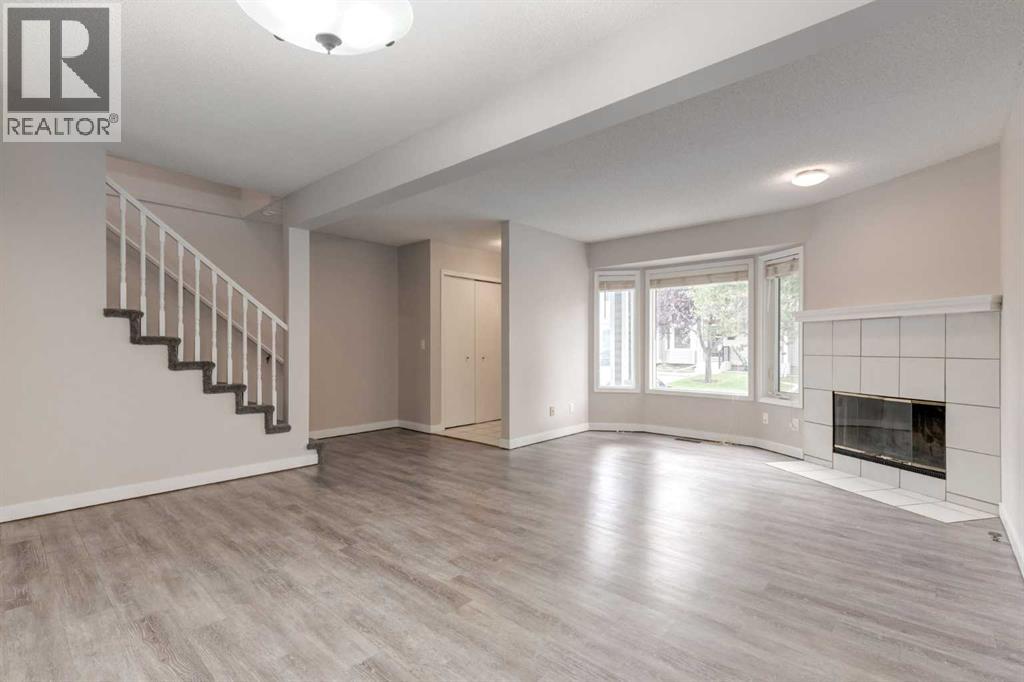 245 Cedarwood Park SW