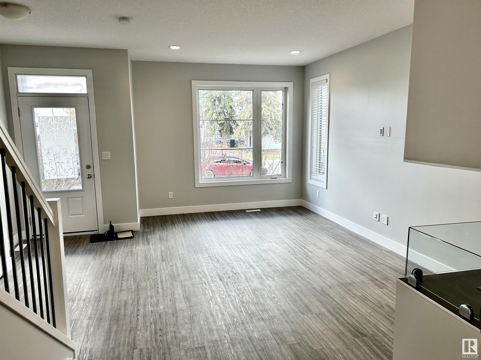 15819 109 AV NW