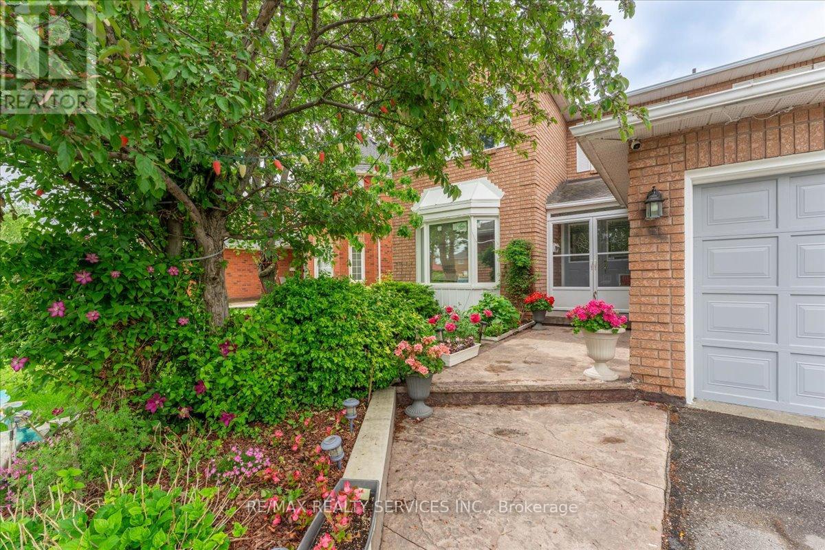 16 MAJOR WILLIAM SHARPE DRIVE E