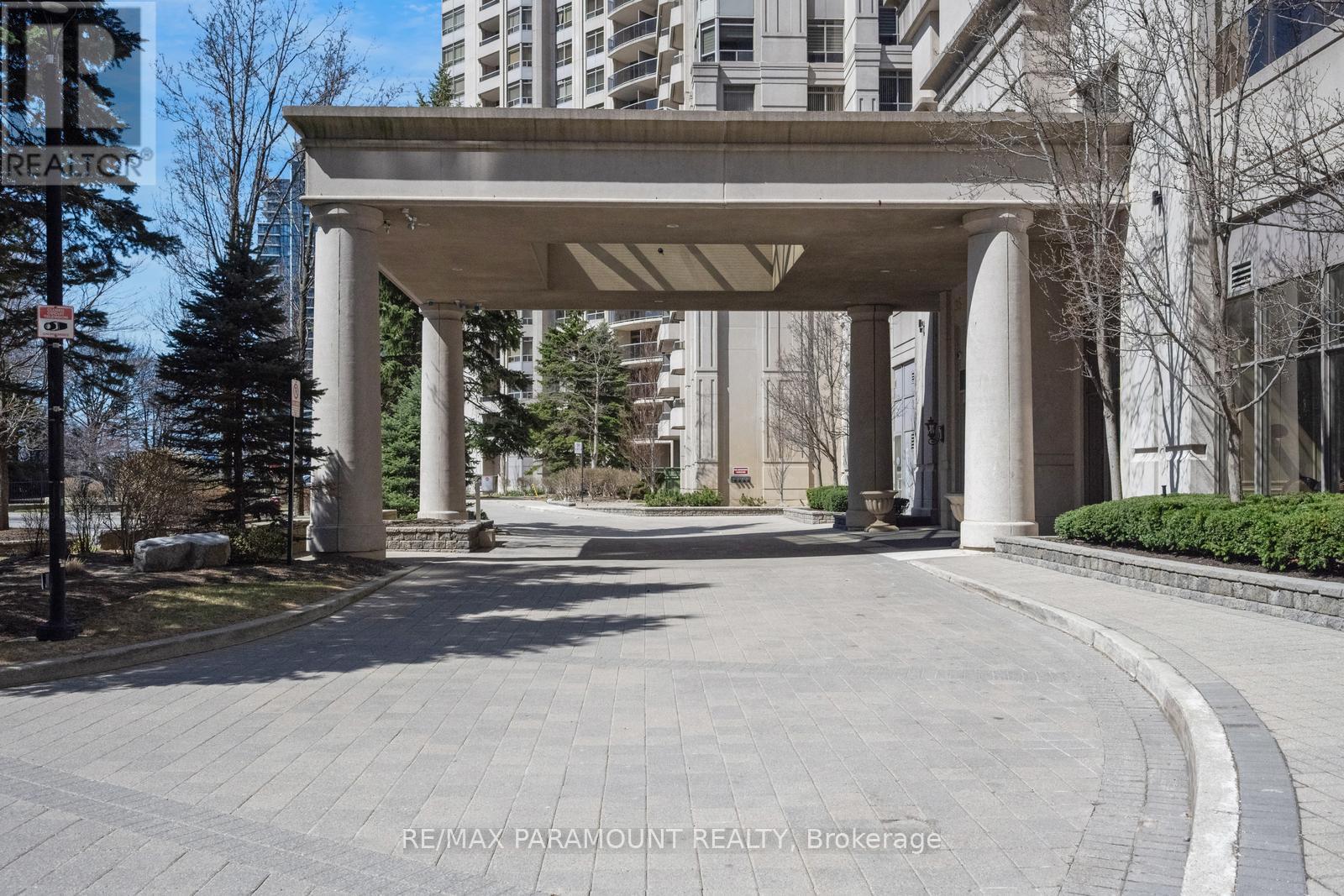 616 - 25 KINGSBRIDGE GARDEN CIRCLE