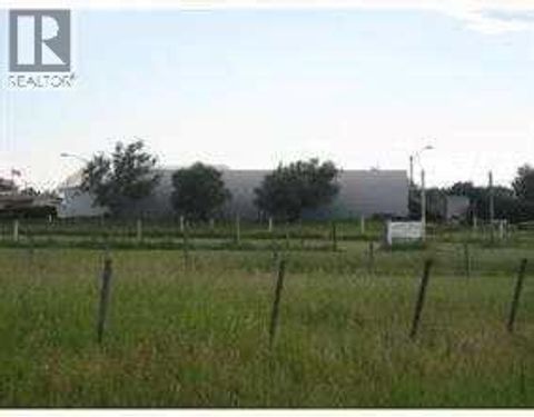 4440 76 Avenue NE Calgary AB T3J4G5