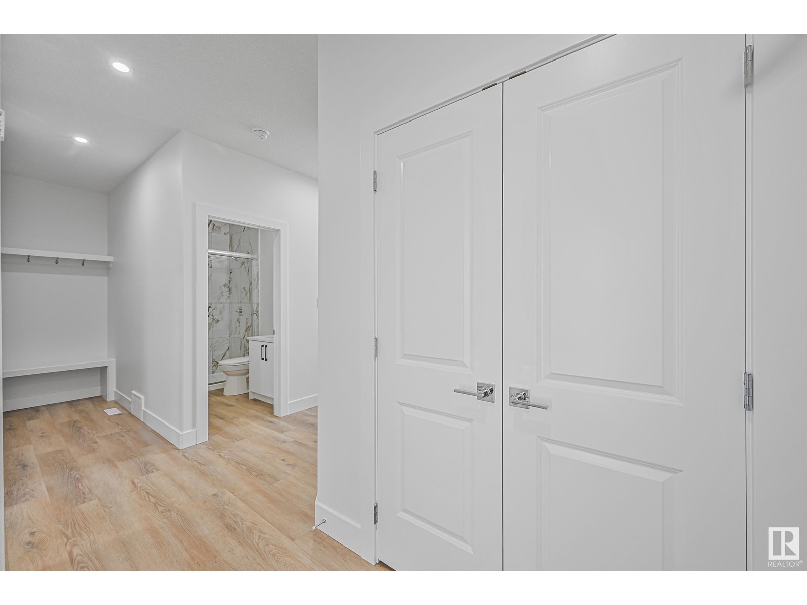 167 Savoy CR