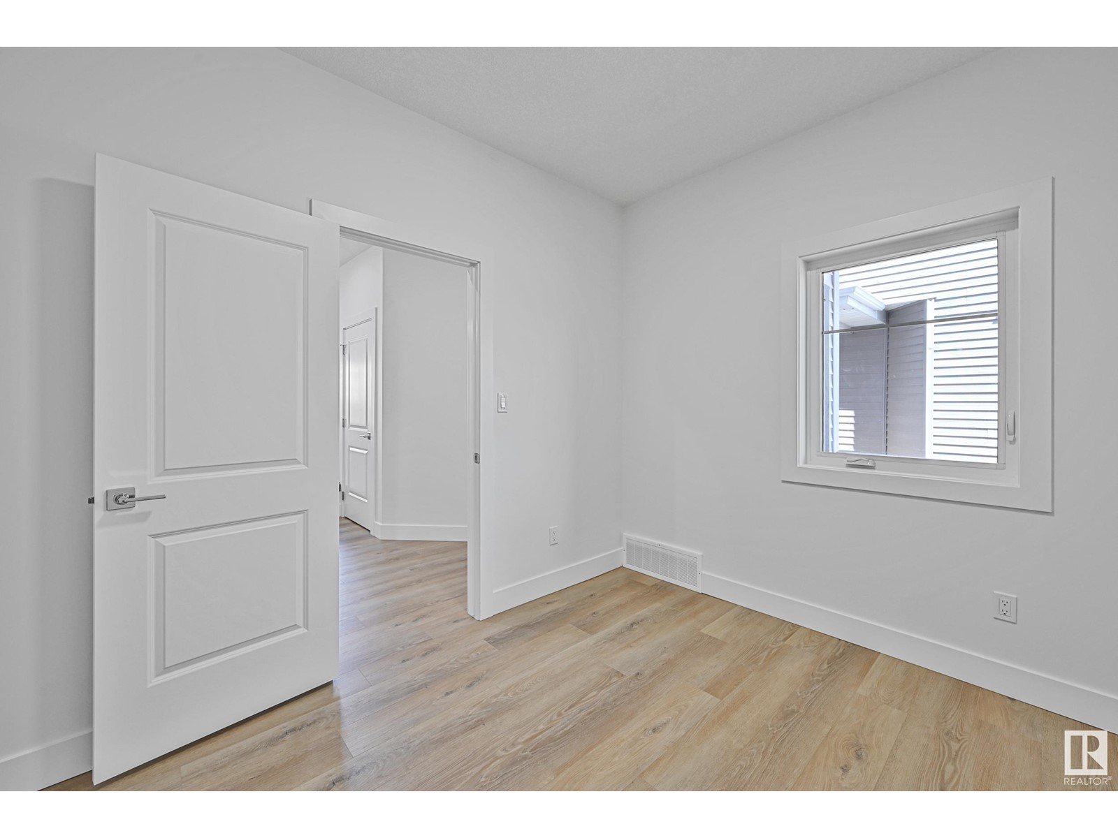 167 Savoy CR