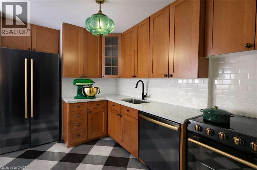 49 QUEEN Street Unit# 1004