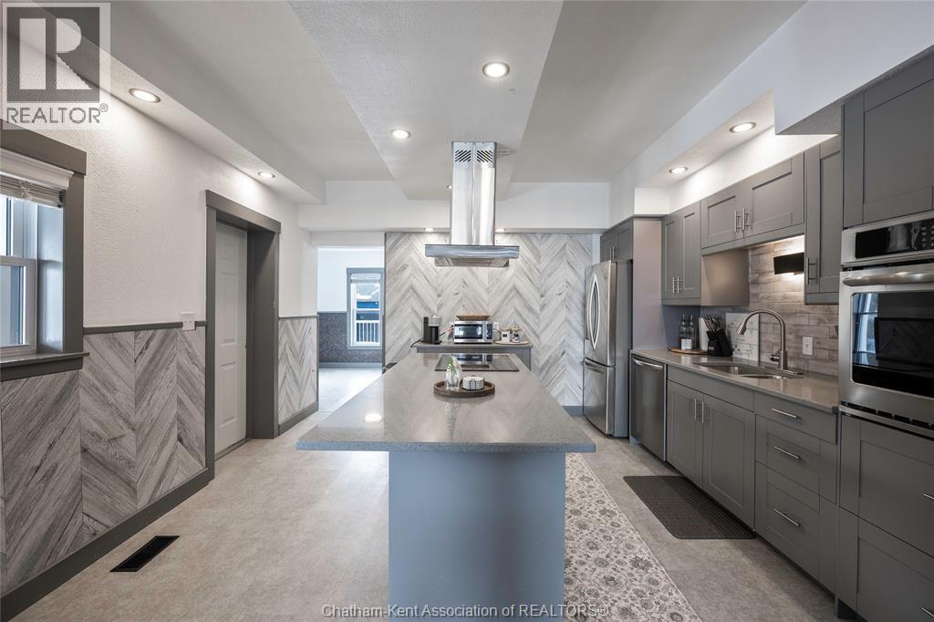 675 TALBOT ROAD East