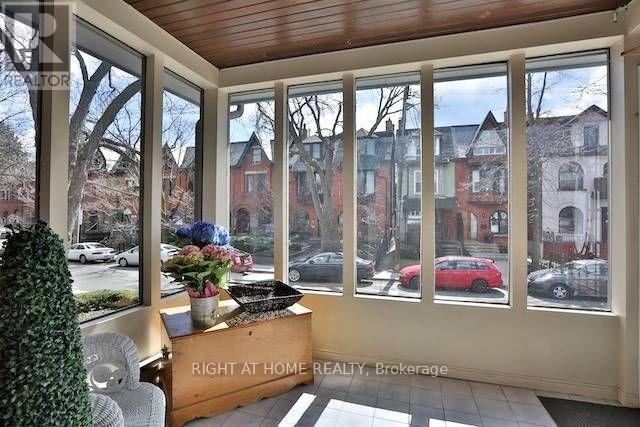 34 MACPHERSON AVENUE