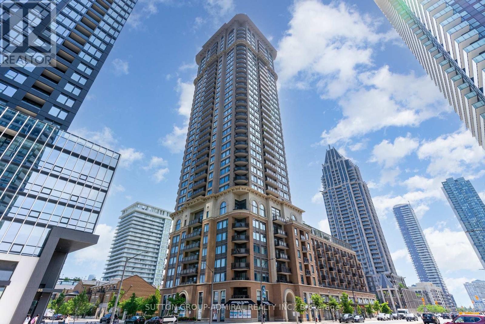 1707 - 385 PRINCE OF WALES DRIVE