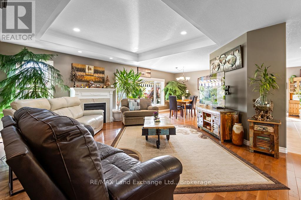 478 BLUEWATER DRIVE