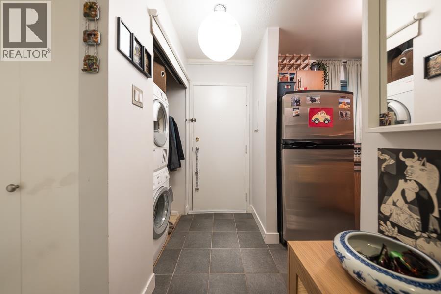 209 1345 COMOX STREET