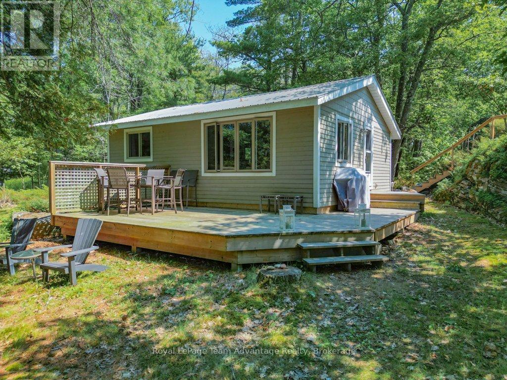 46 HUCKLEBERRY ISLAND