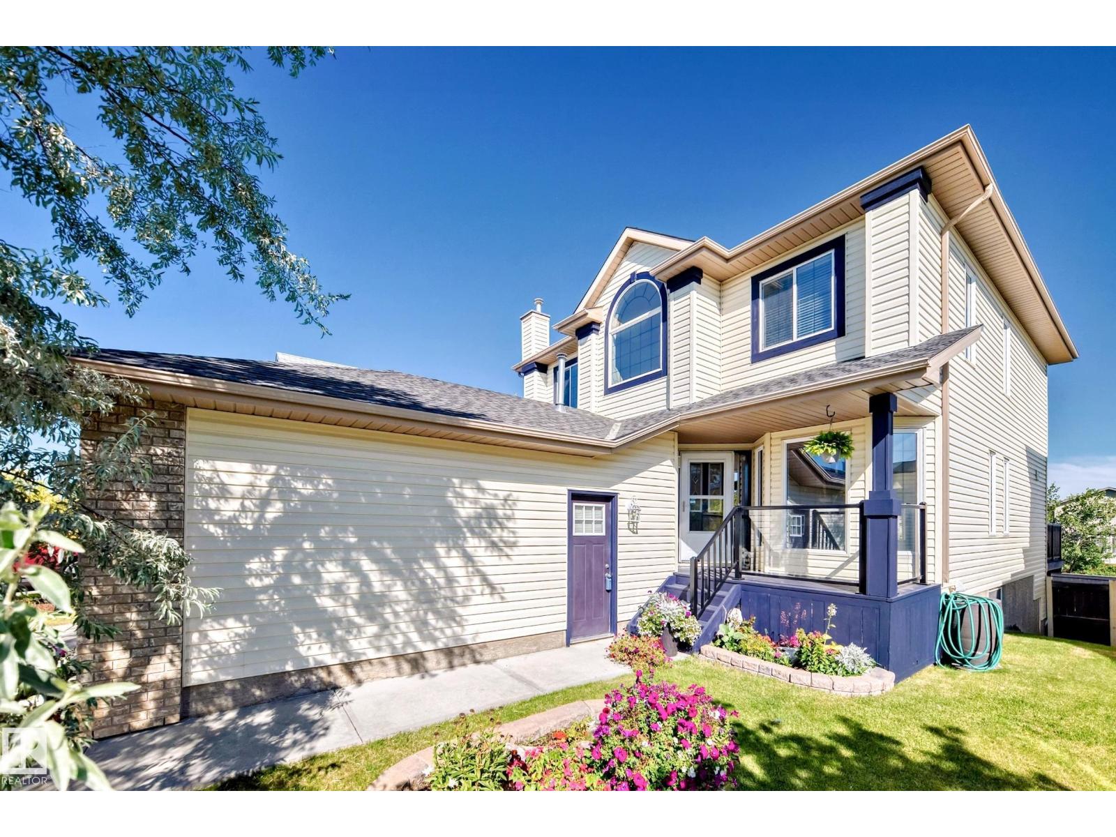 30 DOUGLAS CR