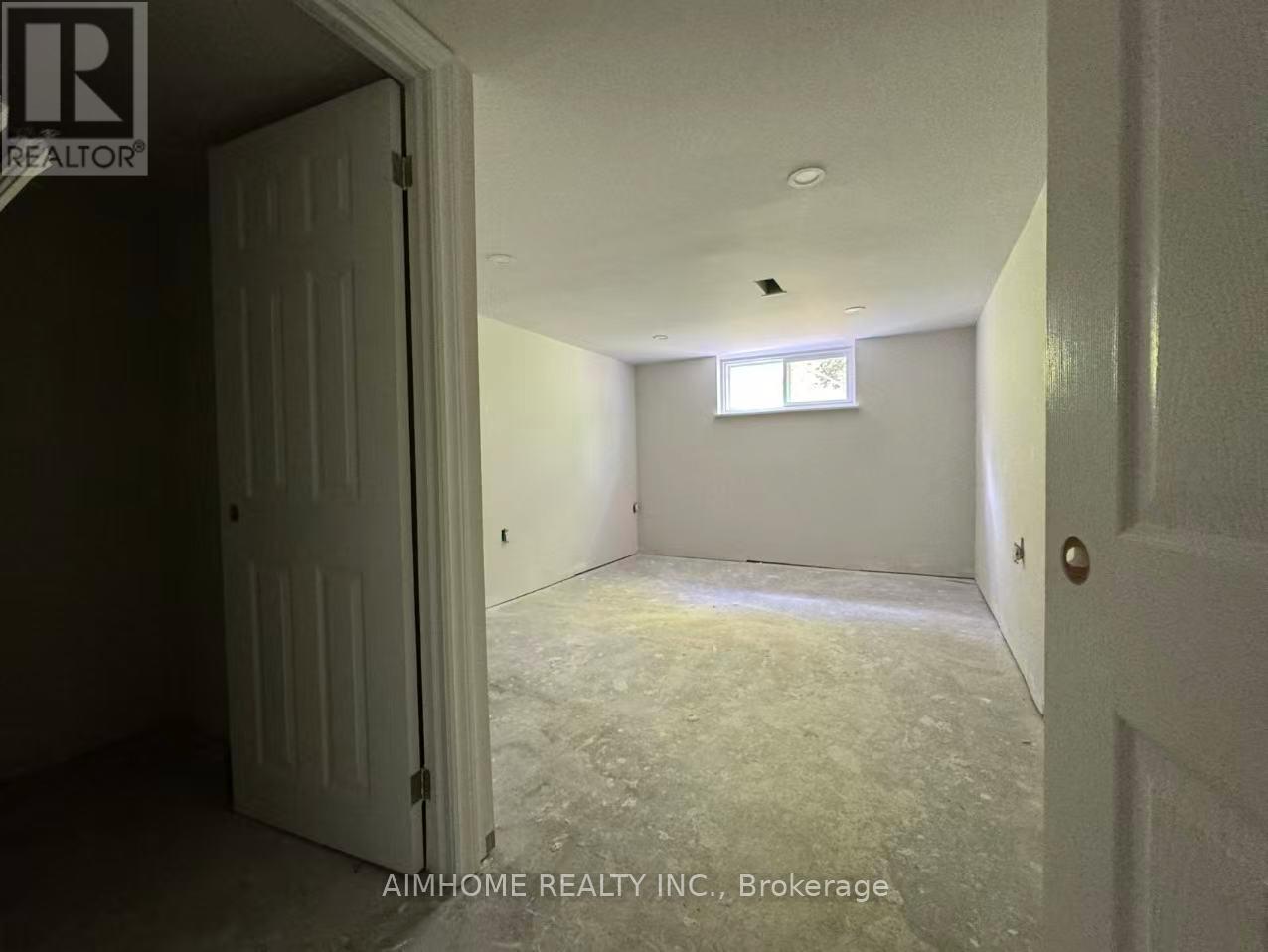 36 MORAINE HILL DRIVE