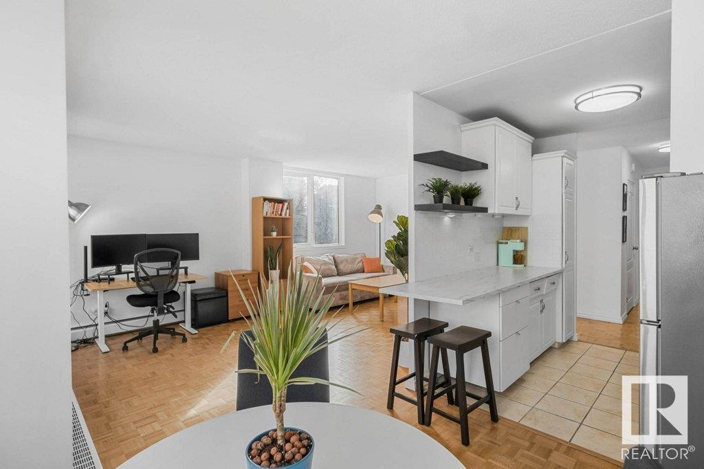#306 9816 112 ST NW
