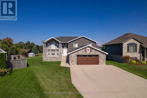 54 LAKEFIELD DRIVE Kincardine ON N2Z0C9