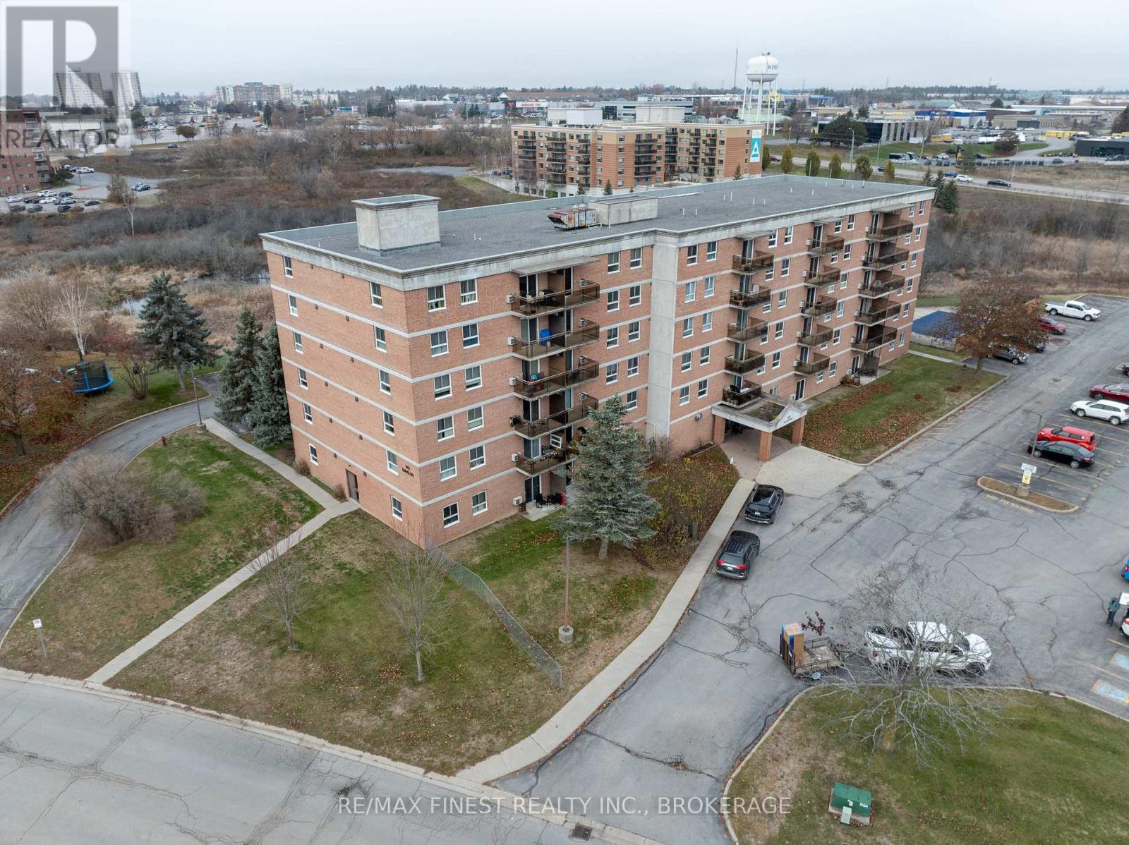 608 - 745 DAVIS DRIVE