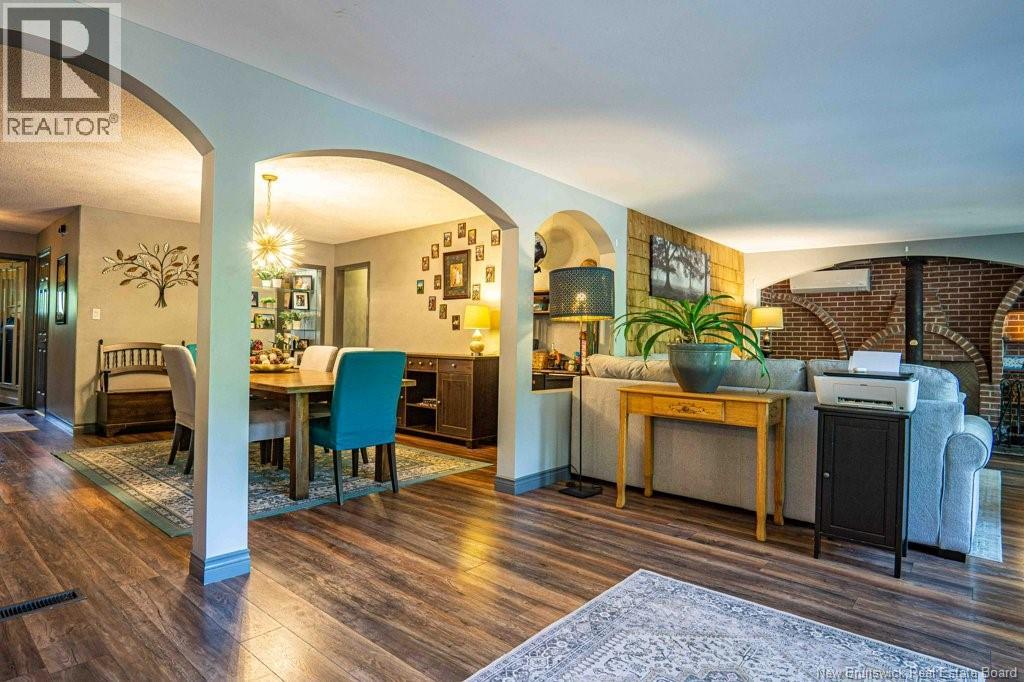 6 Cedar Acres Court