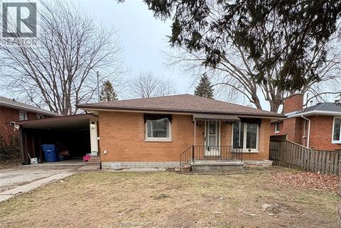 40 DAUW AVENUE Wallaceburg ON N8A3N2