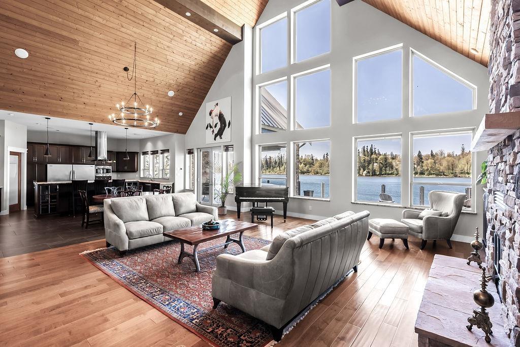 9663 SILVERGLEN DRIVE