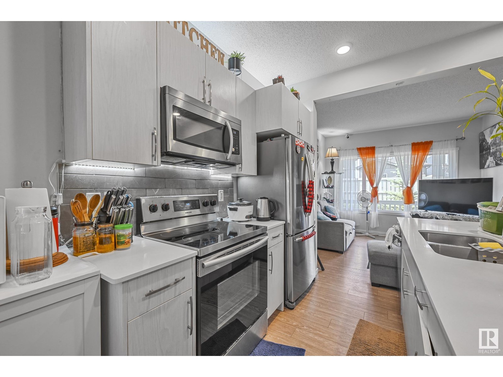 53 6004 ROSENTHAL WY NW