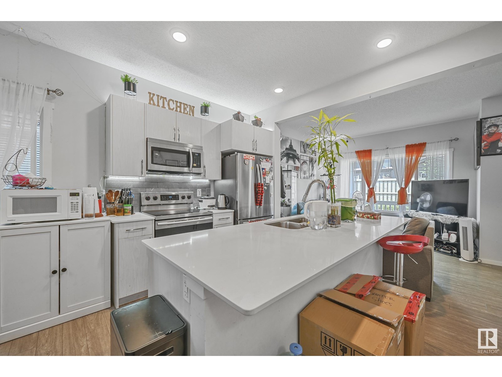 53 6004 ROSENTHAL WY NW