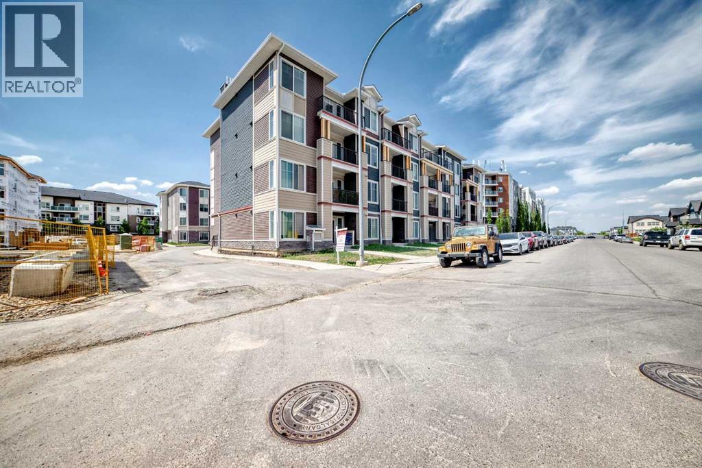 2406, 15 Skyview Point Crescent