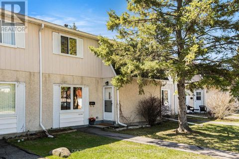 125  (E) - 1554  E BEAVERPOND DRIVE Ottawa ON K1B3R9