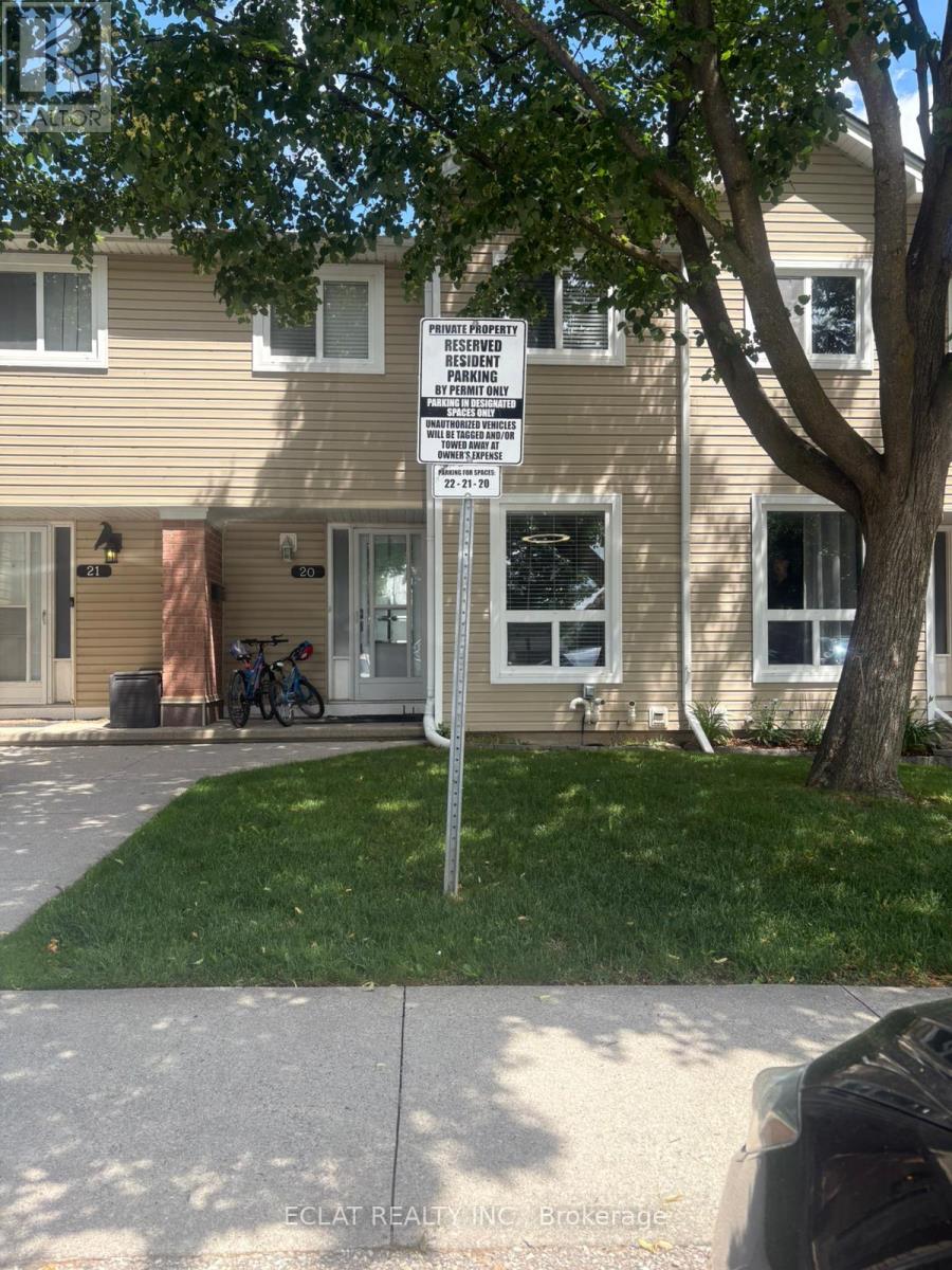 20 - 160 RITTENHOUSE ROAD S