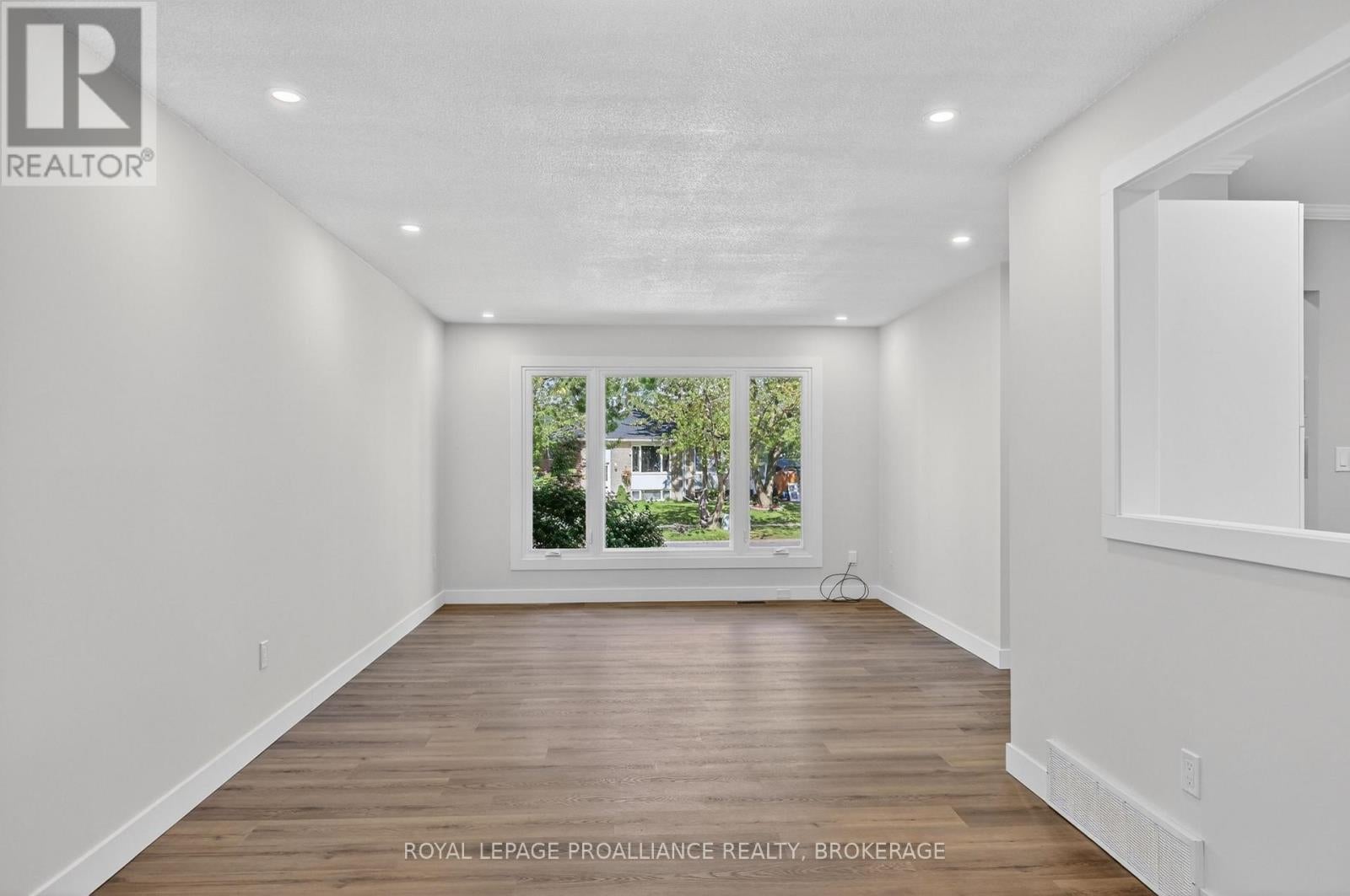 1088 PINEWOOD PLACE