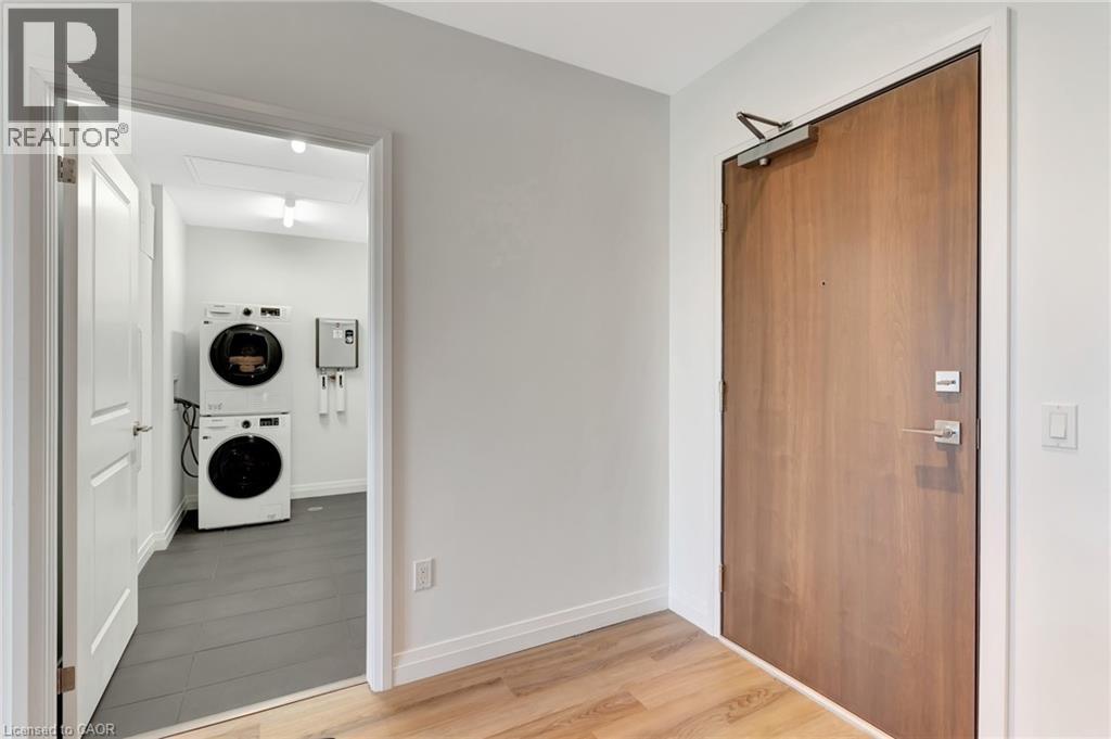 525 NEW DUNDEE Road Unit# 206