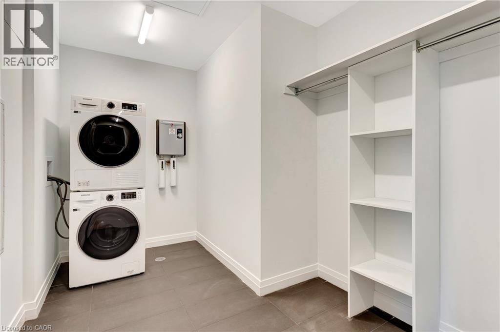 525 NEW DUNDEE Road Unit# 206