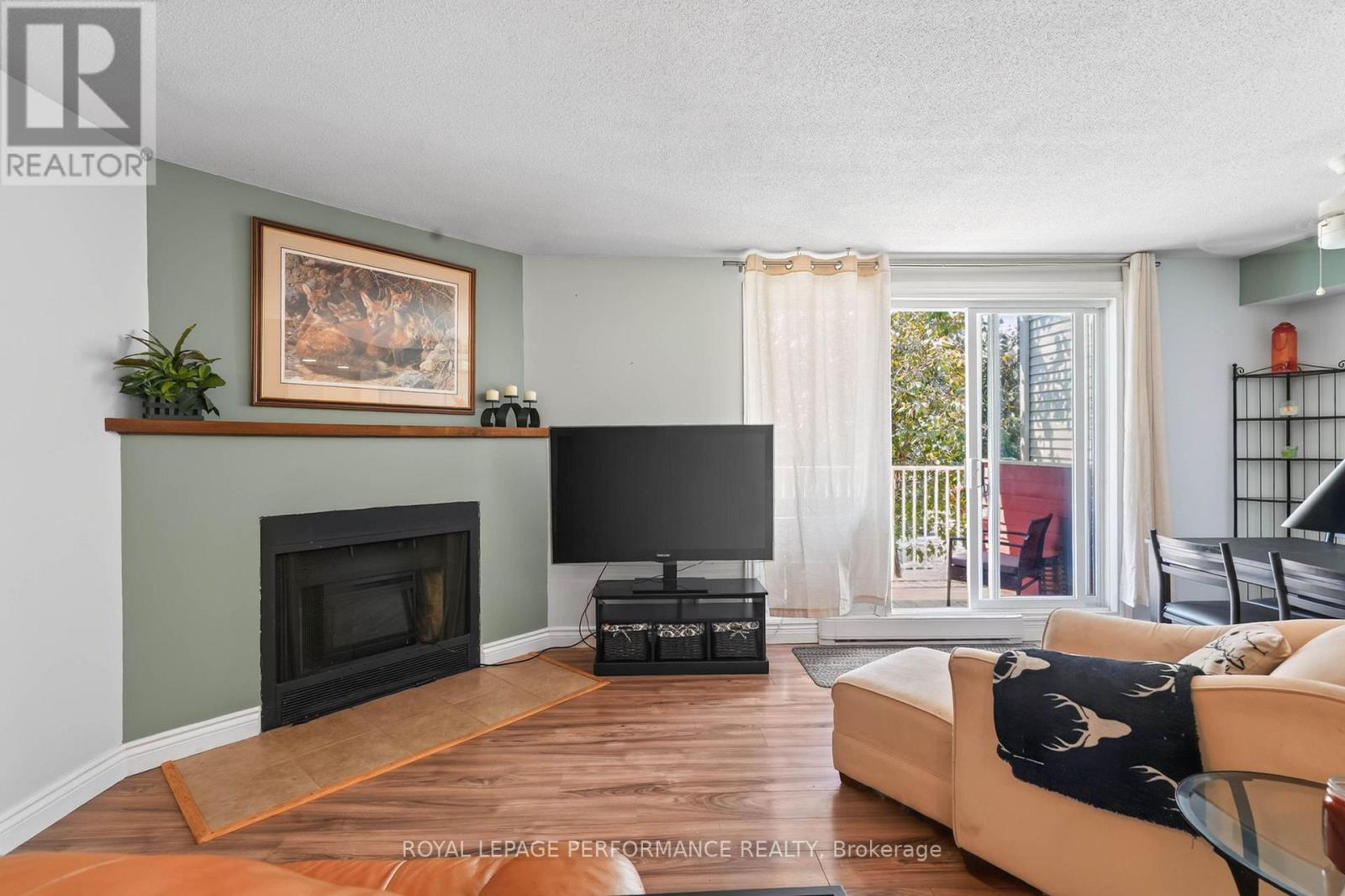 502 - 1589 ST BERNARD STREET