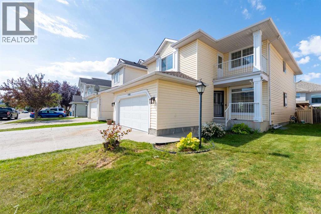 146 Coral Reef Close NE
