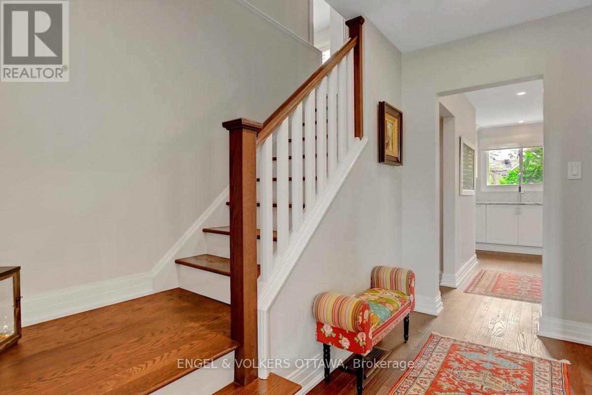 488 DENBURY AVENUE