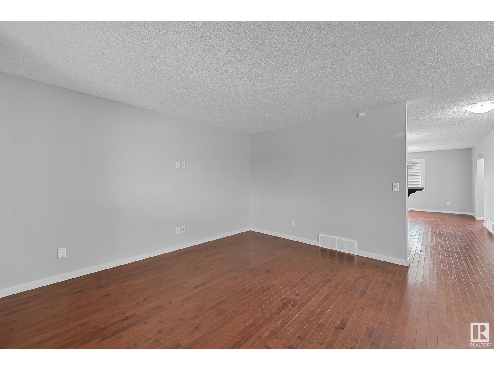 4034 ALEXANDER WY SW