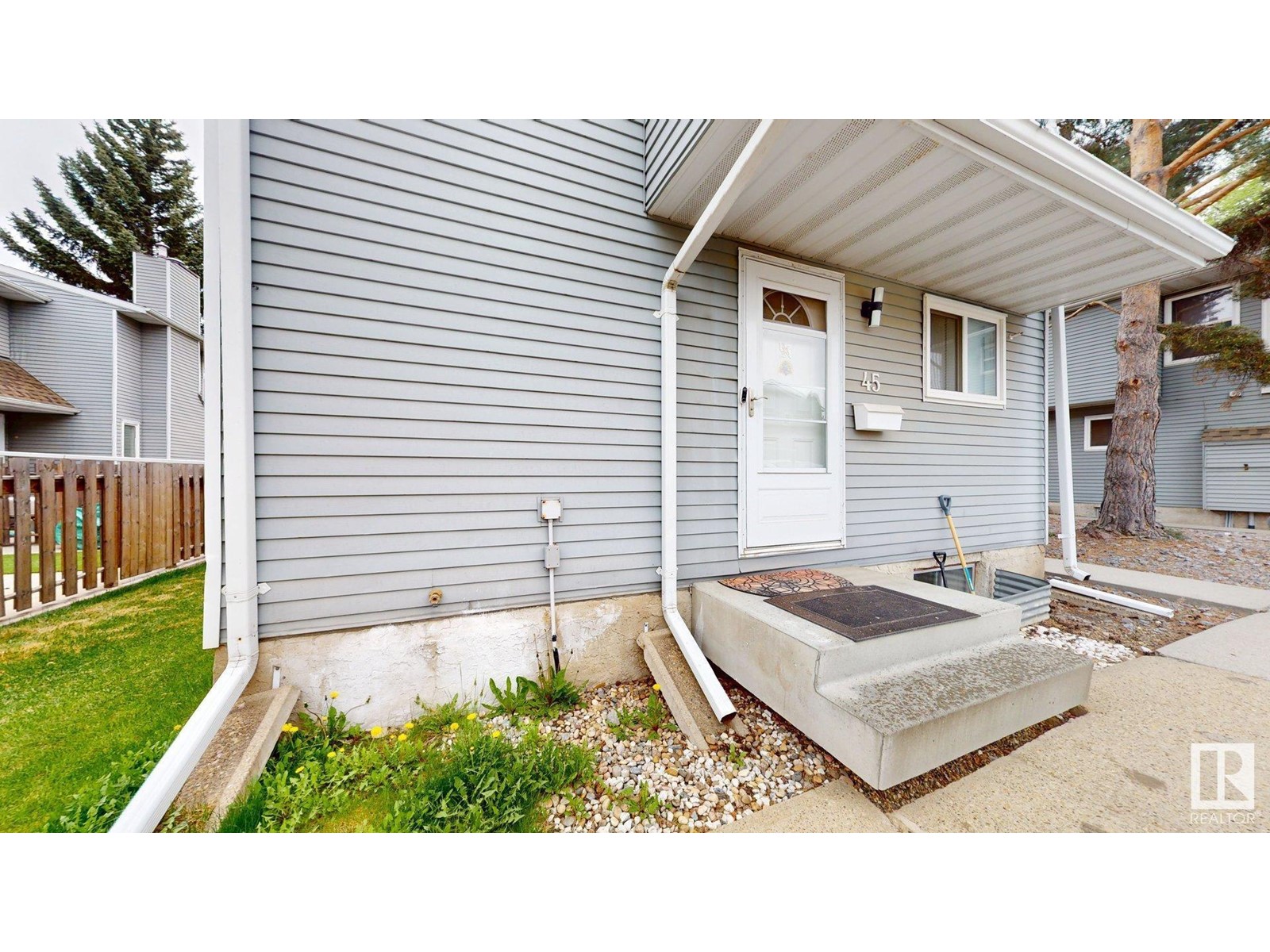 #45 4403 RIVERBEND RD NW