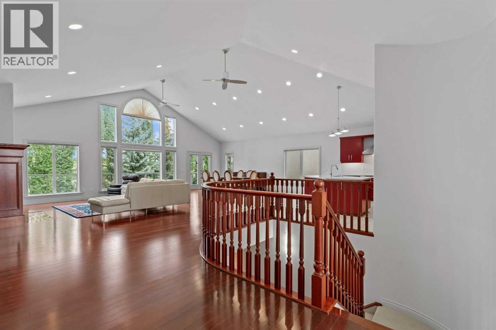 18 Aspen Ridge Way SW