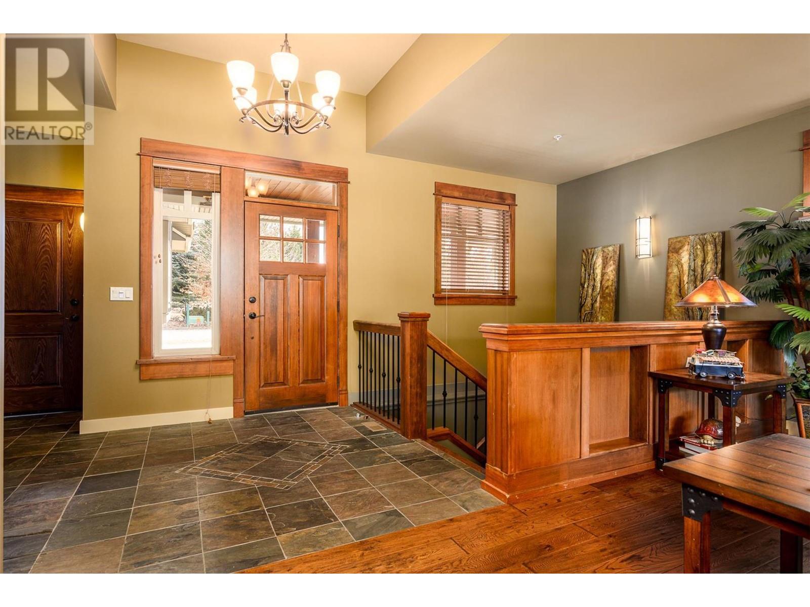 27 Birdie Lake Drive Unit# 4