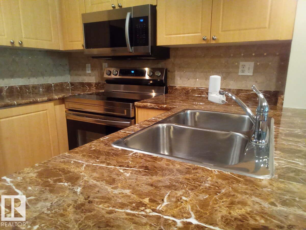 #113 616 MCALLISTER LO SW