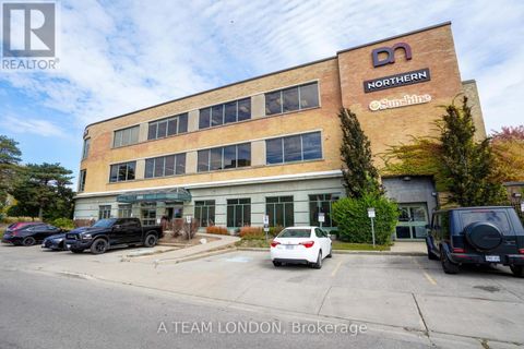 300 WELLINGTON STREET London ON N6B2L5