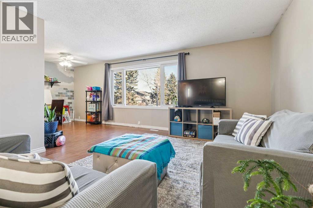 70 Midridge Gardens SE