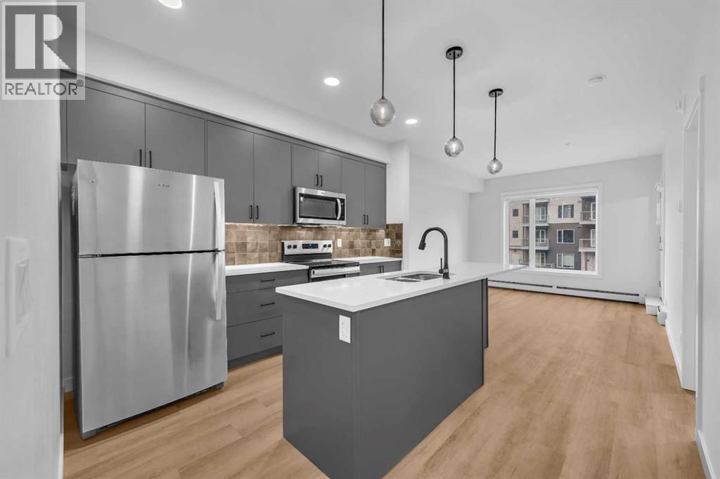 212, 660 Shawnee Square SW