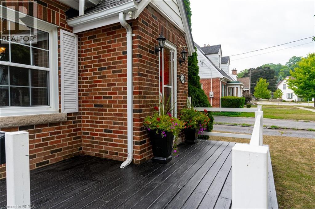 124 WALNUT Street