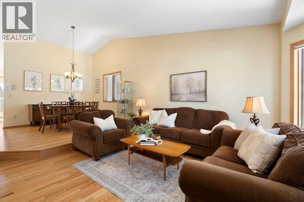 221 Scurfield Place NW