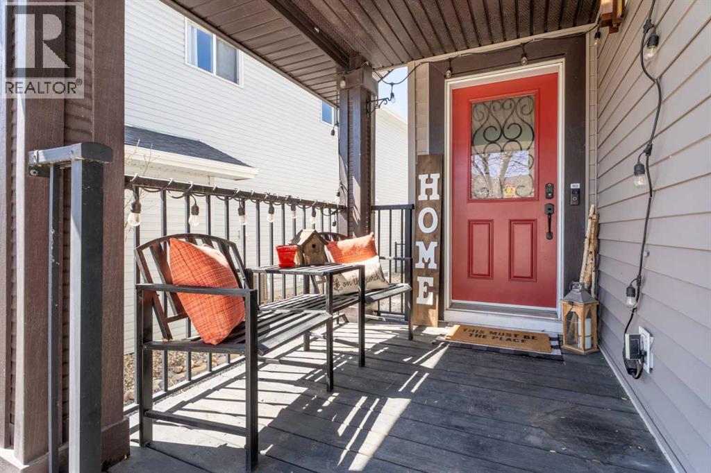 64 Drake Landing Crescent