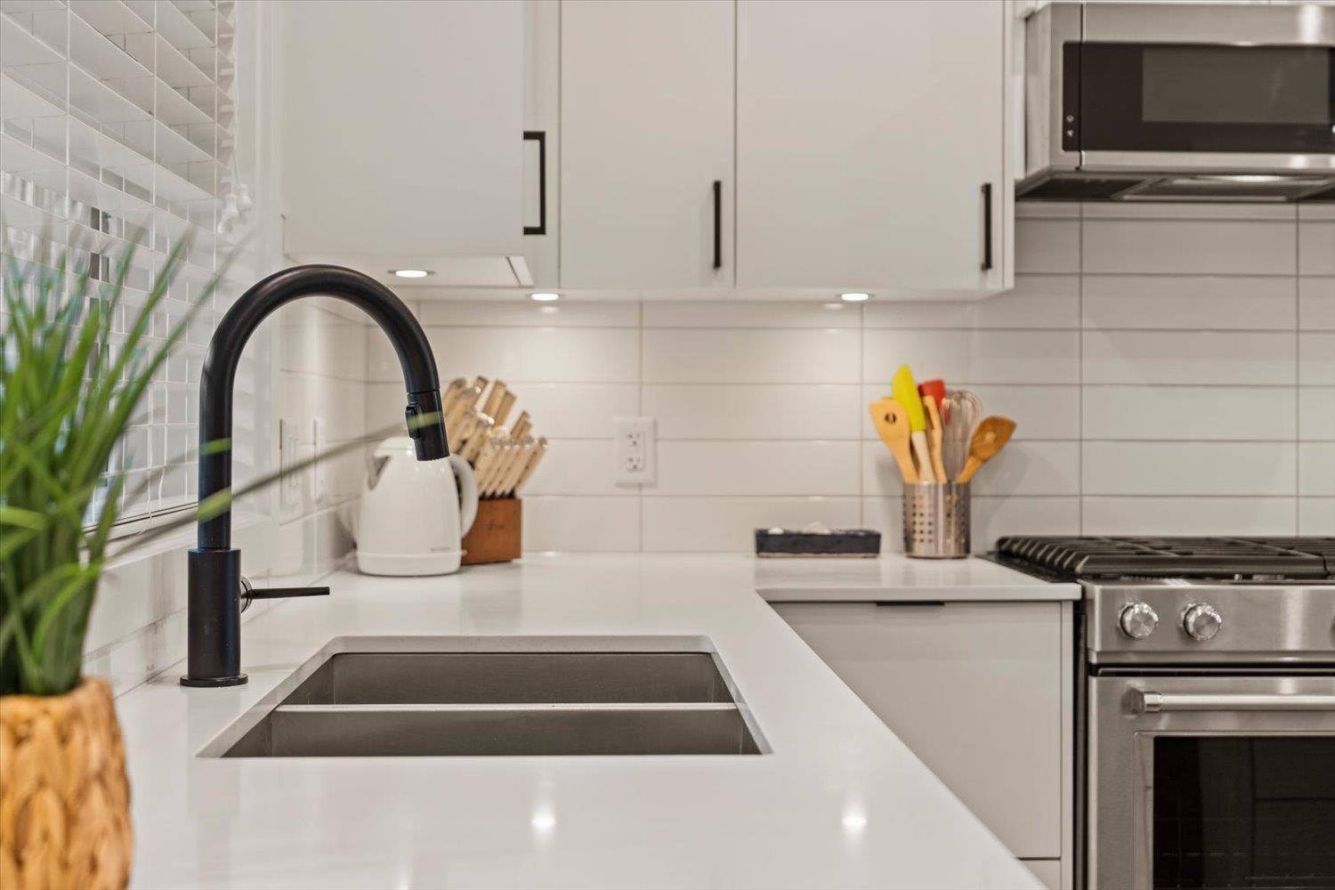 35 45500 CAMPUS DRIVE|Garrison Crossing